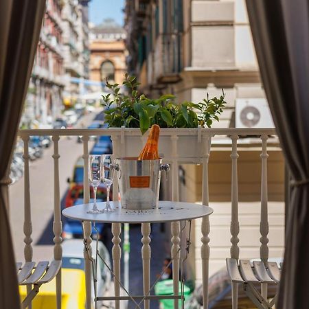 Bellini Inn Primo Piano Napoli Eksteriør billede