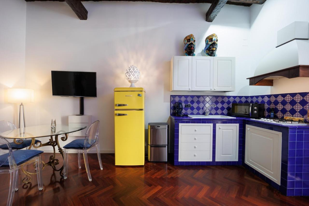 Bellini Inn Primo Piano Napoli Eksteriør billede